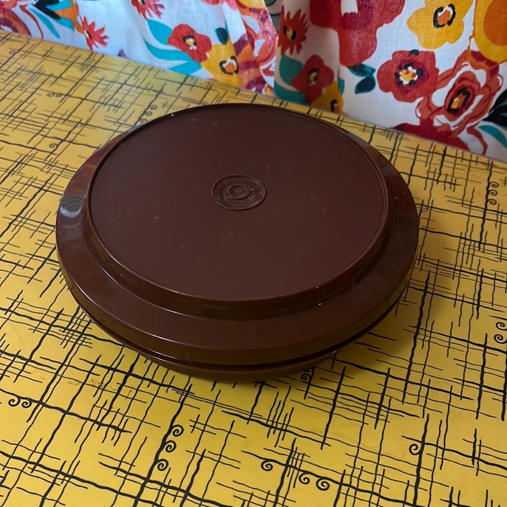 Vintage Tupperware cereal bowl